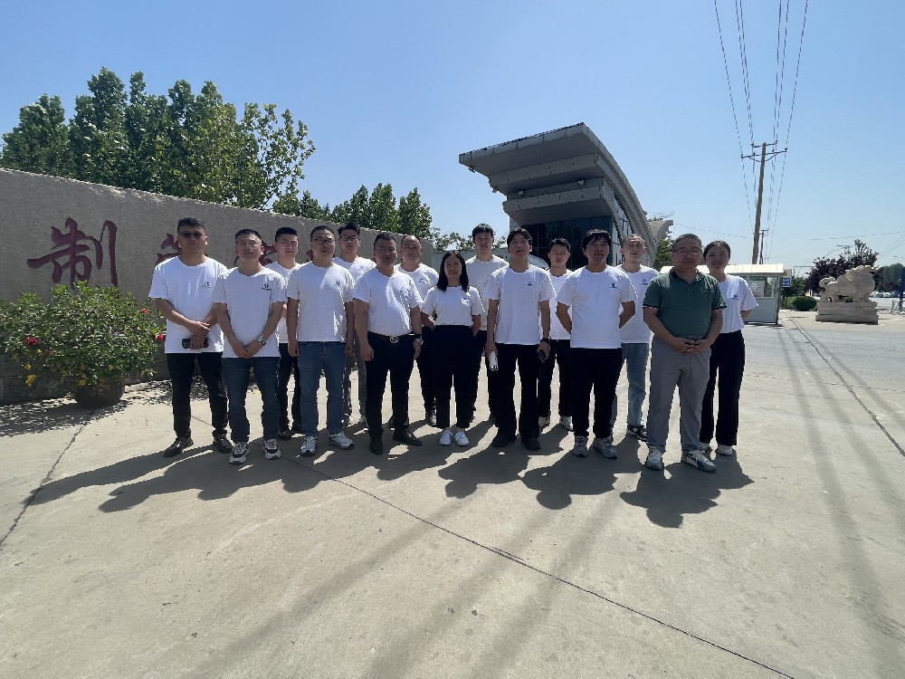 亚星国际团队赴市政管网头部企业举行产品实训