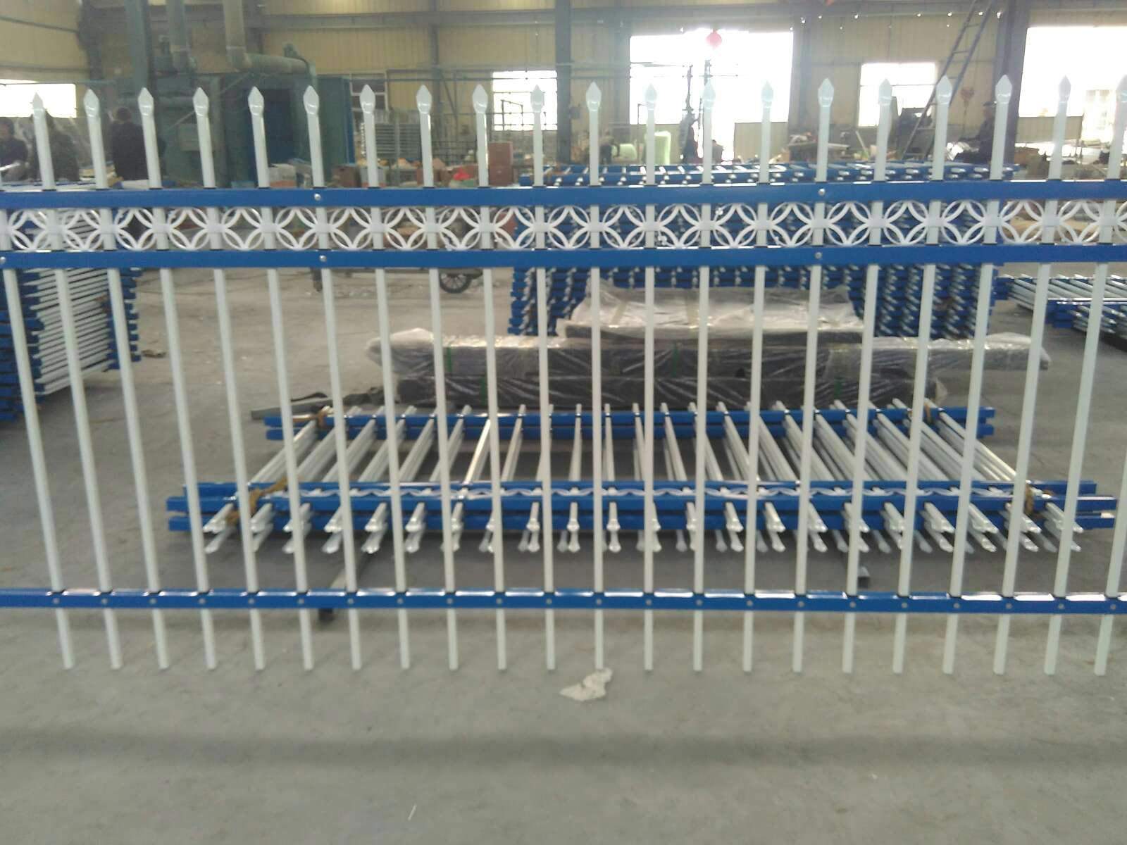 锌钢护栏的适用性